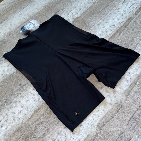 NWOT💕HONEYLOVE SuperPower Girl-Short in Runway Size 1X - Picture 8 of 12